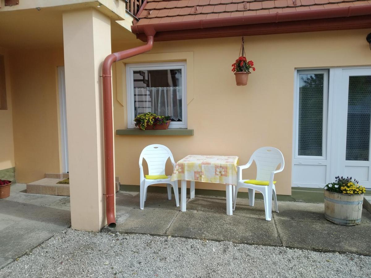 Barbara Apartmanhaz 케츨리 외부 사진