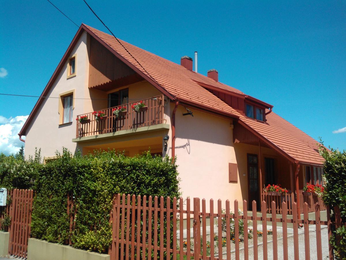 Barbara Apartmanhaz 케츨리 외부 사진